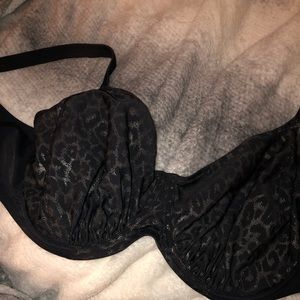 Elomi swim top underwire. Leopard US 42H/UK 42 FF